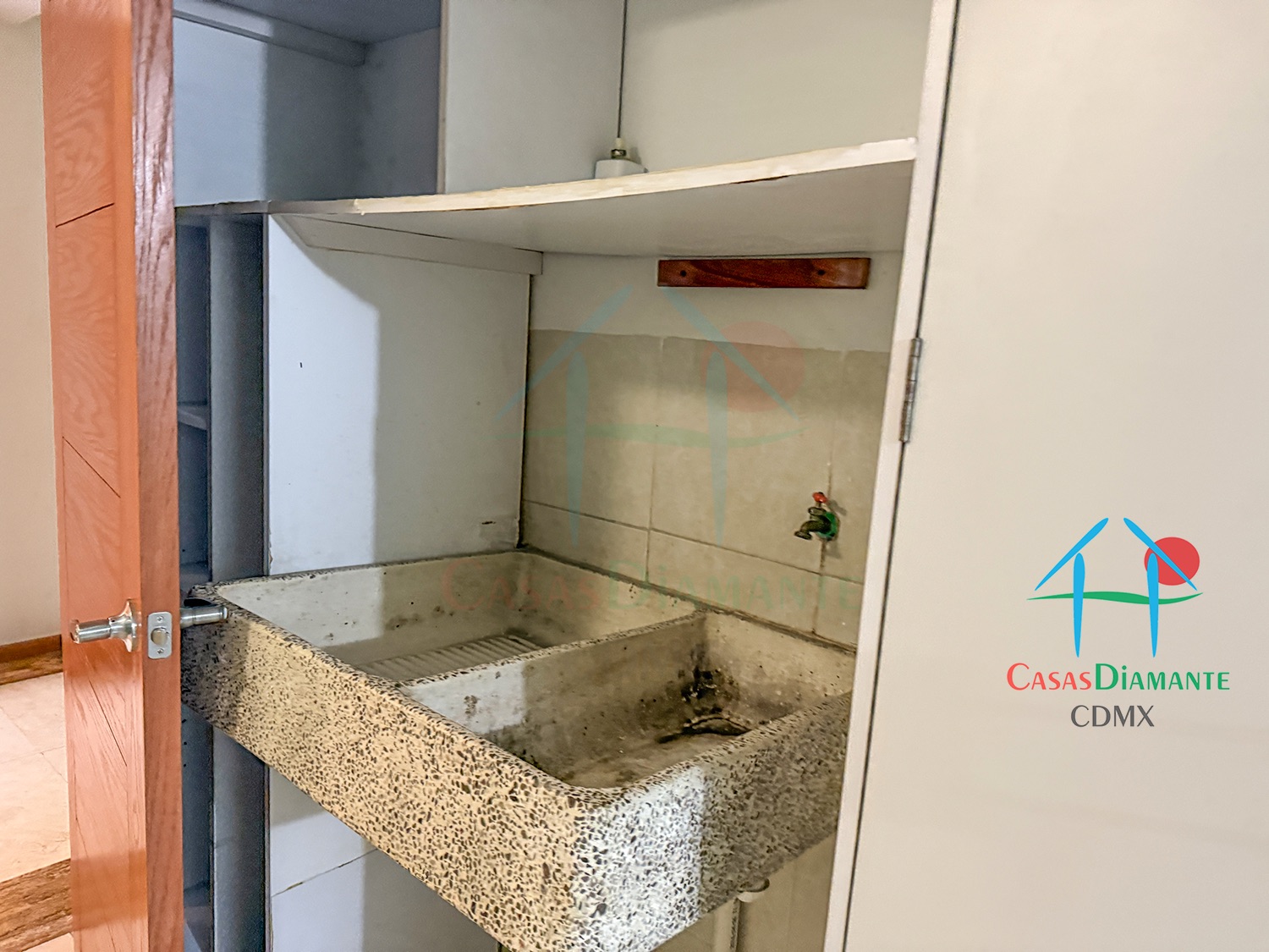 Av. Toluca Villa Sauce BC - Área de servicio 5